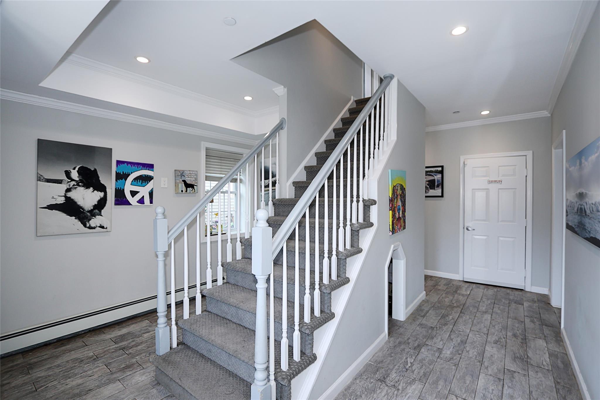255 W Pine Street, Long Beach, New York image 4