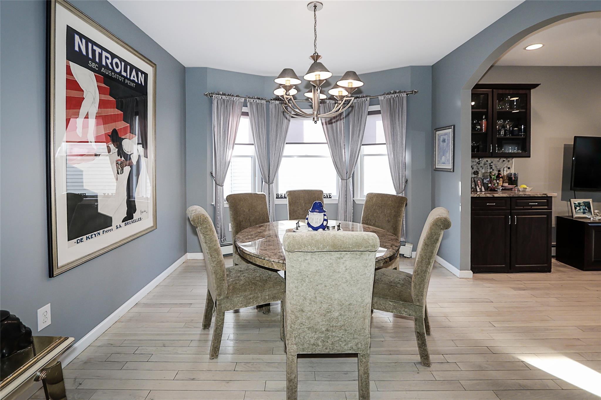 255 W Pine Street, Long Beach, New York image 19