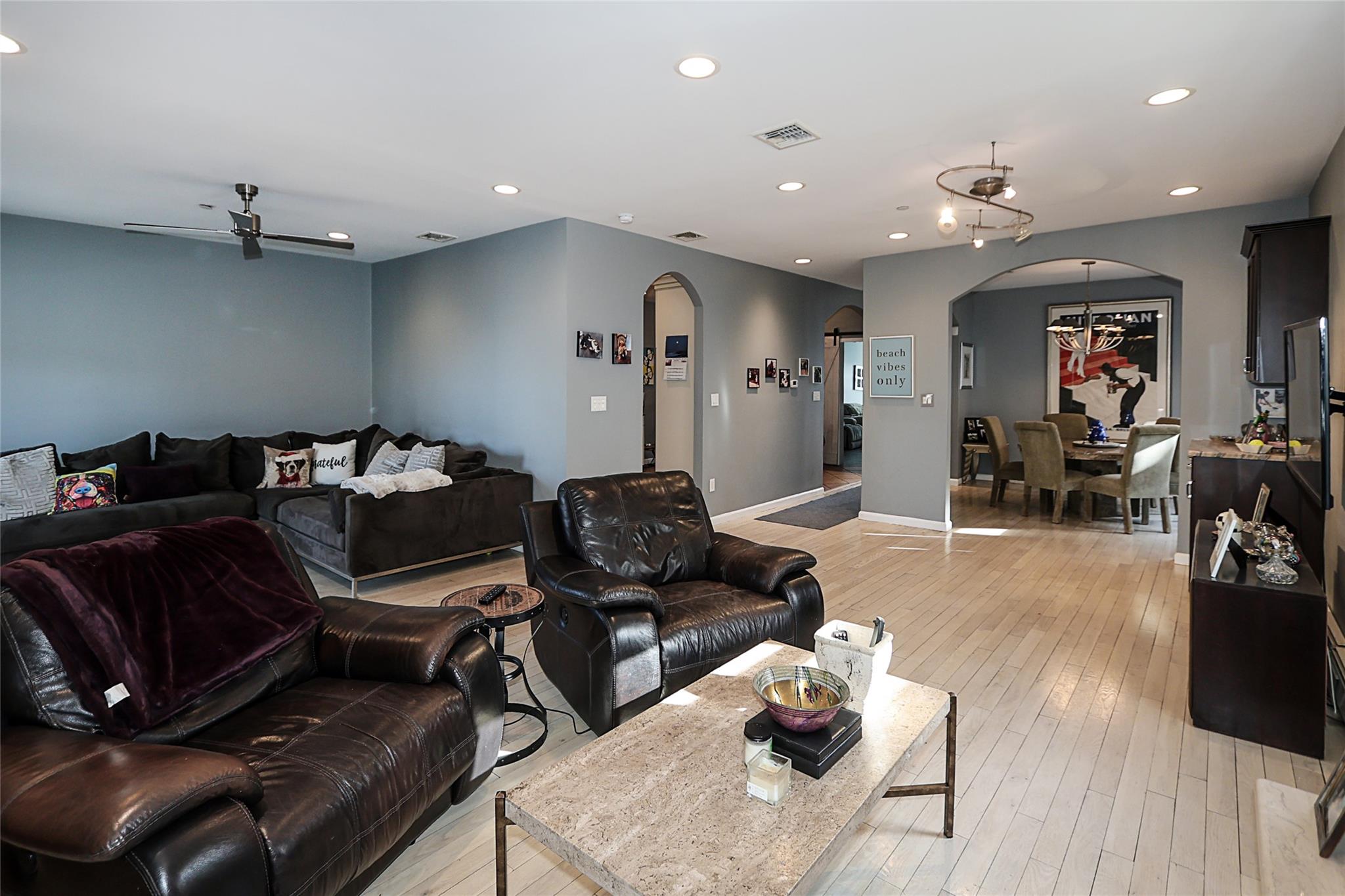 255 W Pine Street, Long Beach, New York image 23