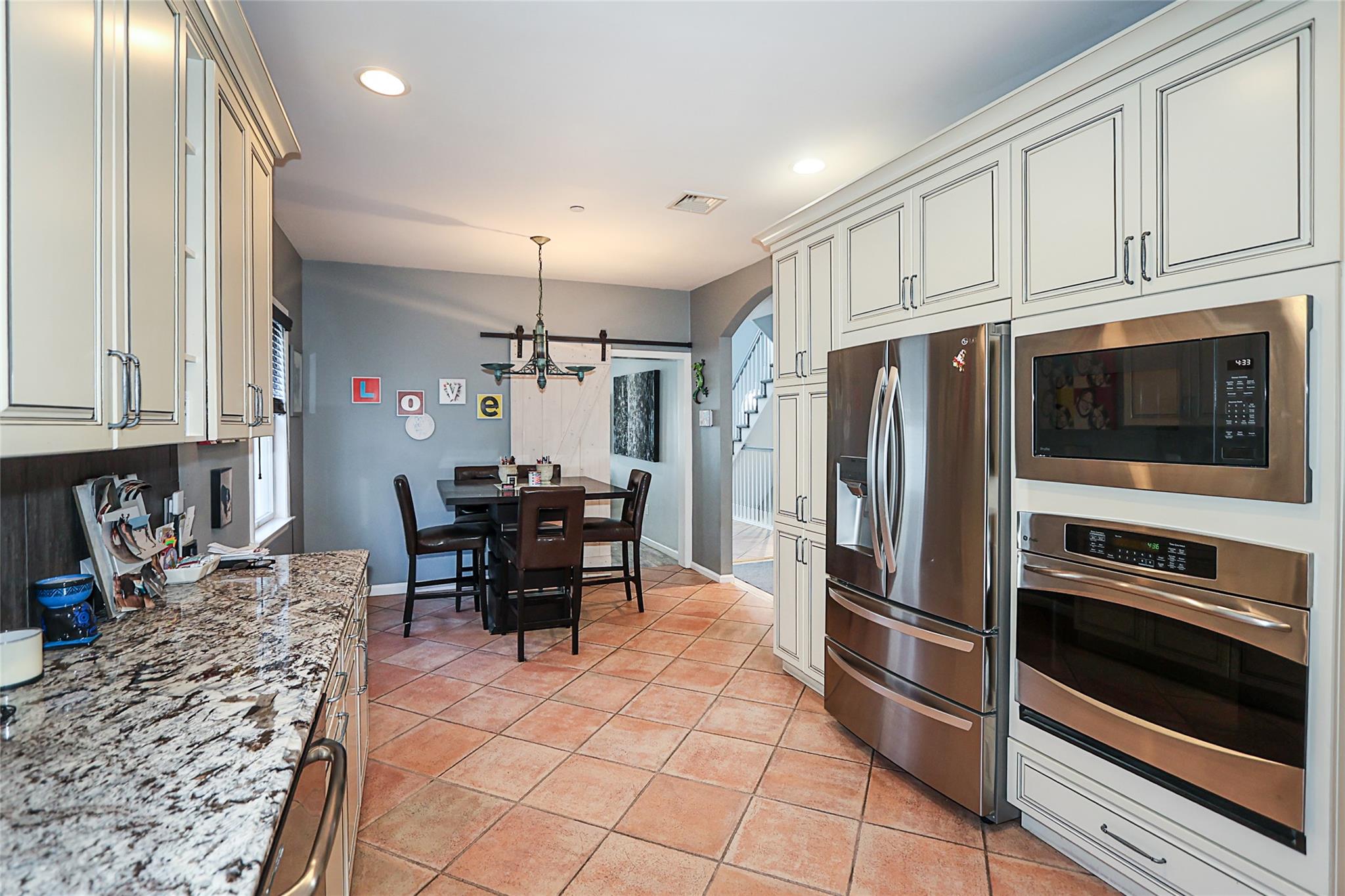 255 W Pine Street, Long Beach, New York image 28
