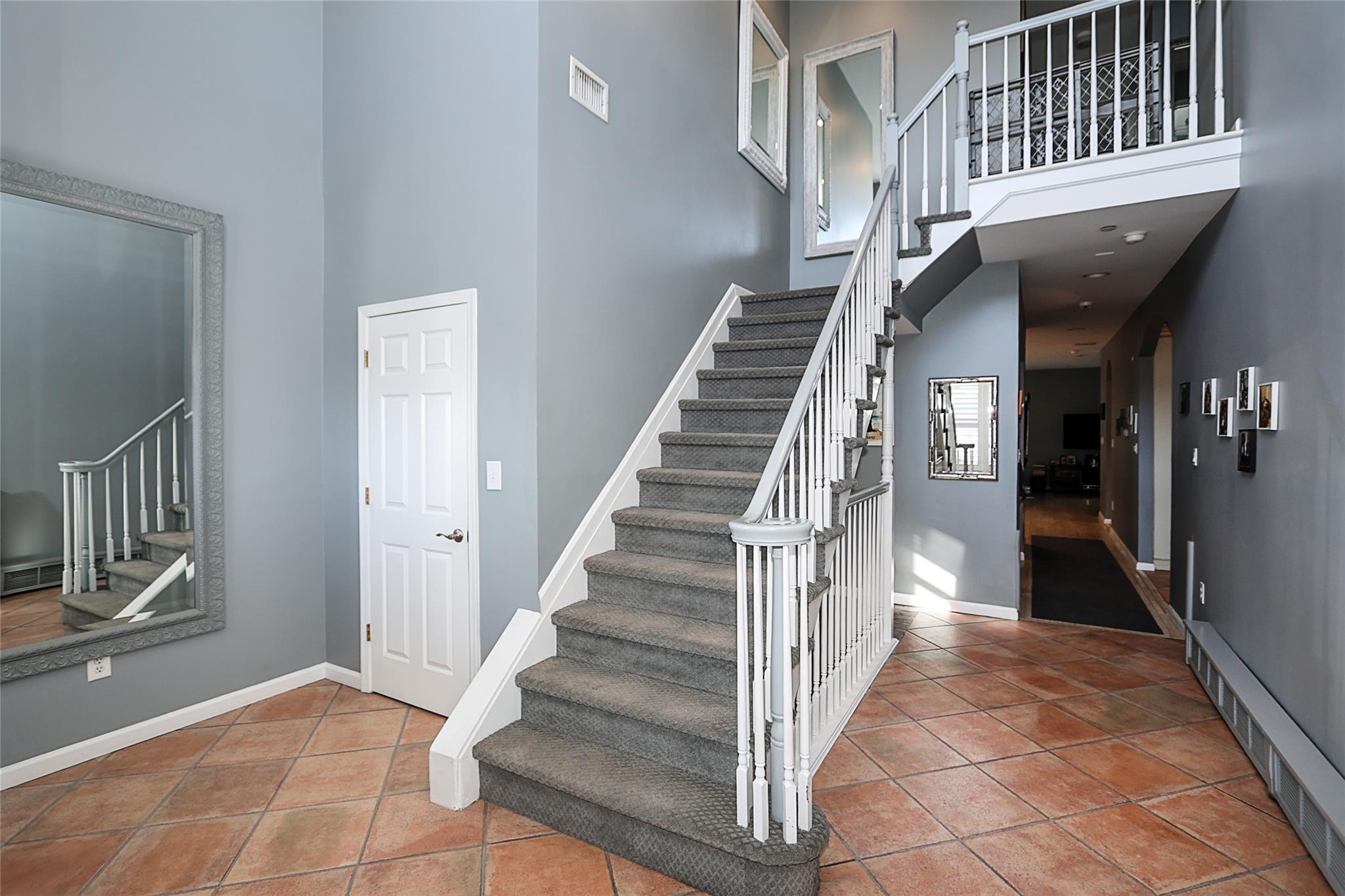 255 W Pine Street, Long Beach, New York image 15
