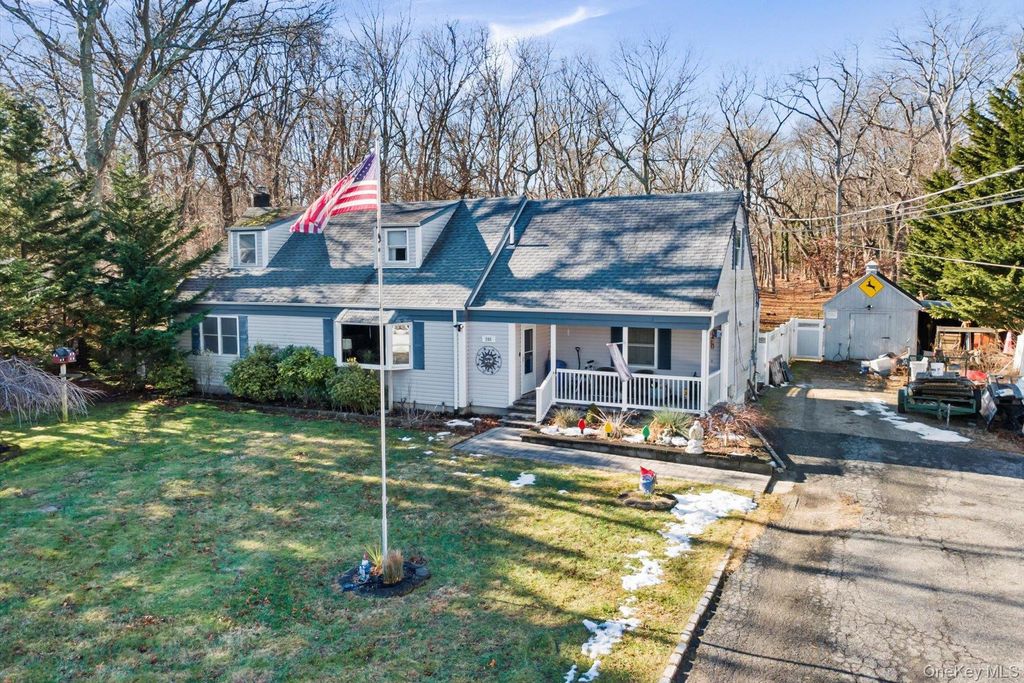 Photo of 280 Moriches Road, Saint James, NY 11780 (MLS # 948402)