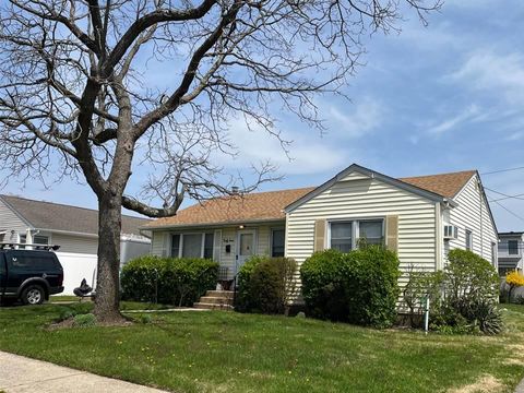 97 Linden Boulevard, Hicksville, NY 11801 - MLS#: 854378