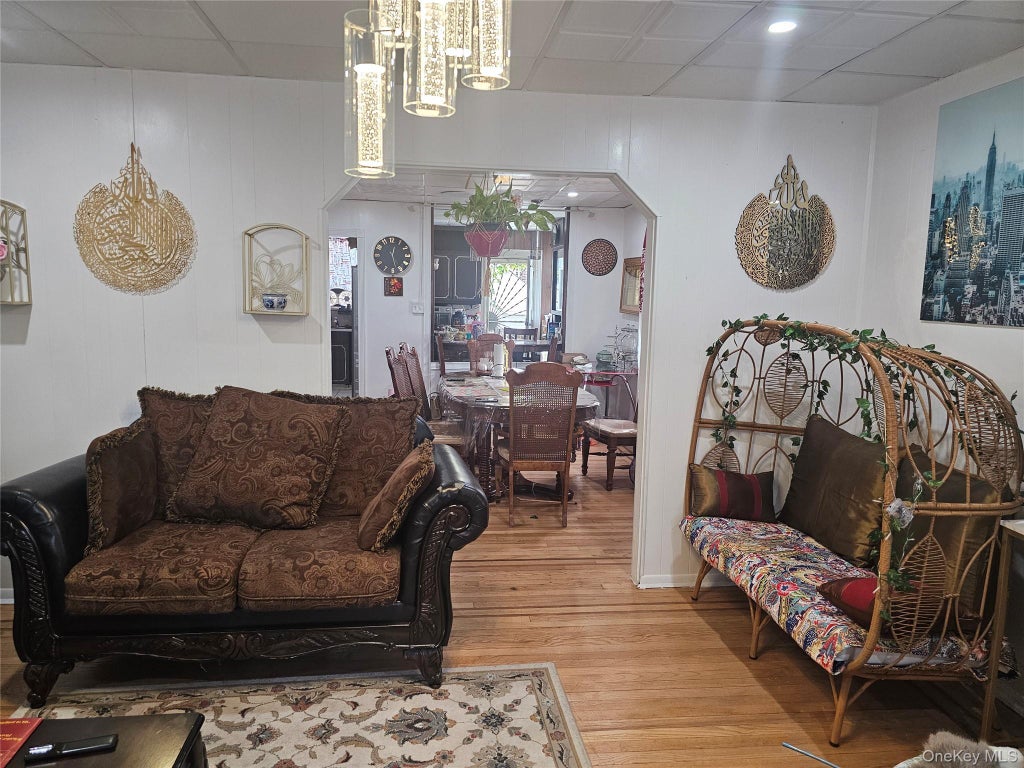 Photo of 1629 Haight Avenue, Bronx, NY 10461 (MLS # 1021416)