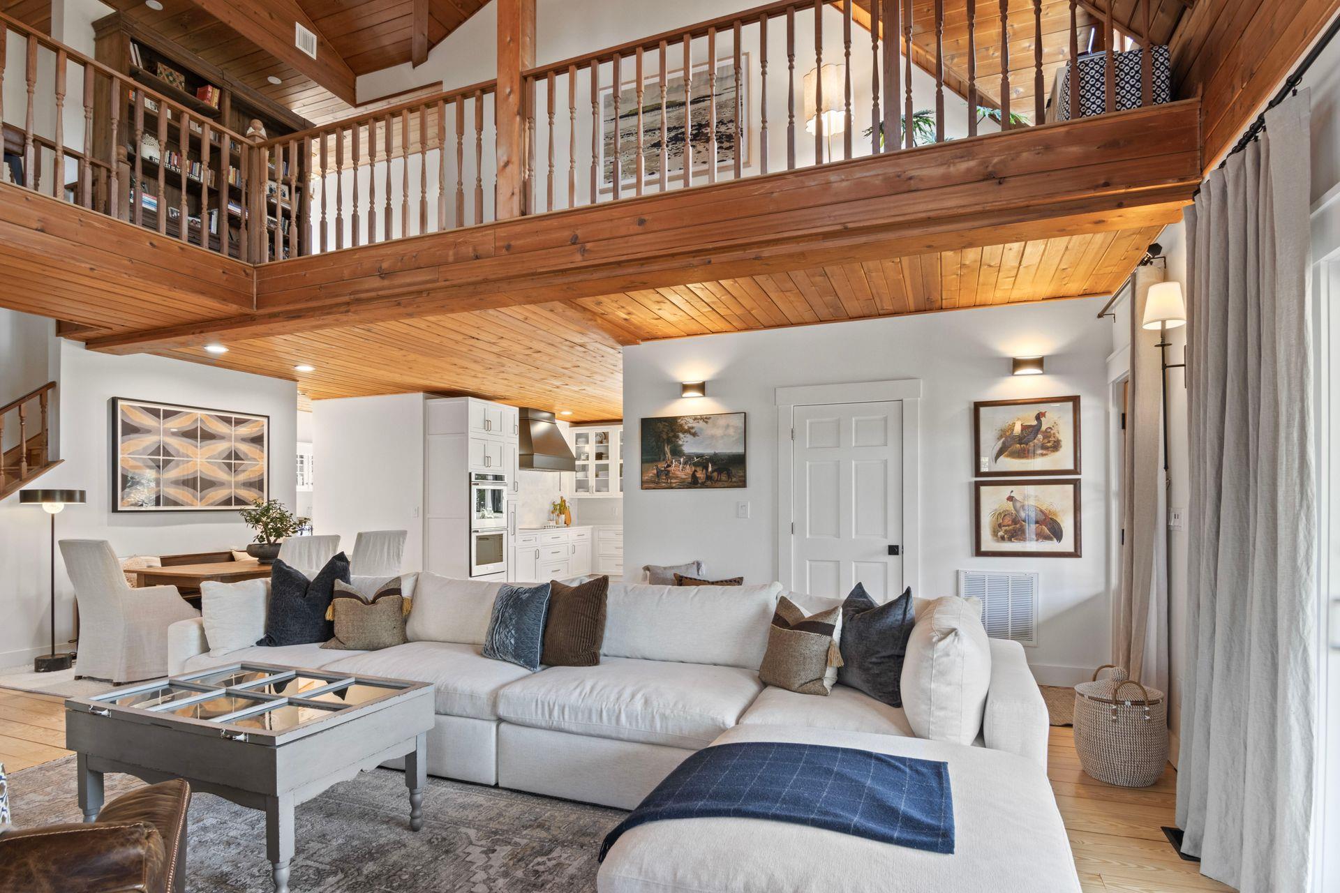 9 Bittner Lane, Centerport, New York image 6