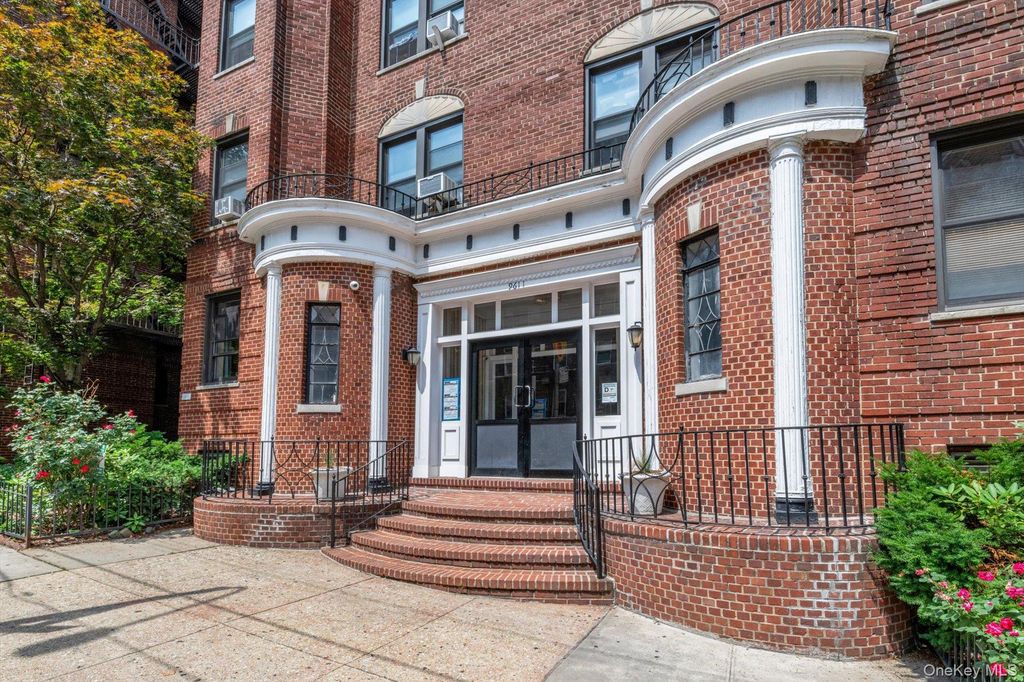 Photo of 96-11 65 Road #305, Rego Park, NY 11374 (MLS # 1024731)