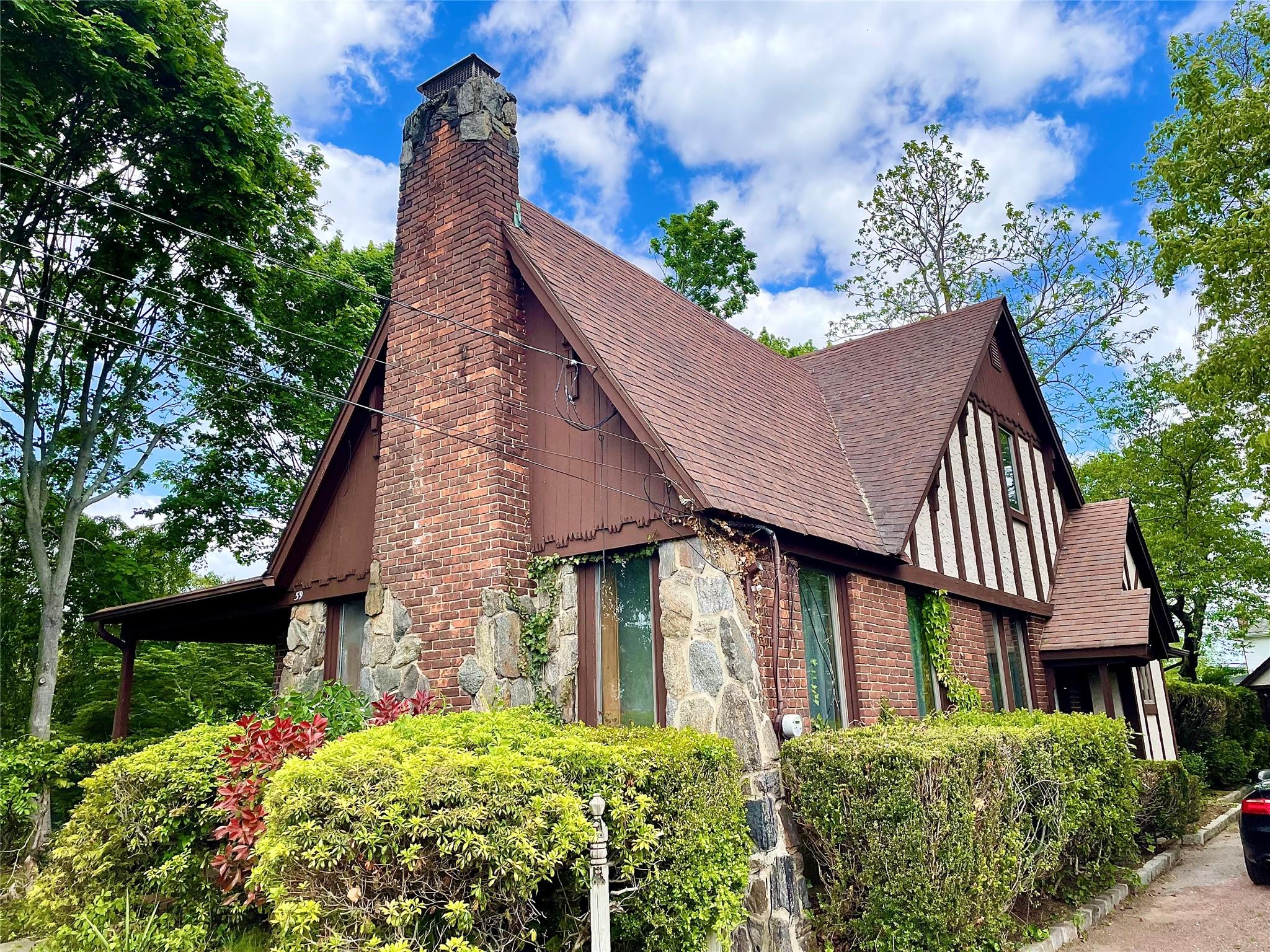 59 Sunset Road, Bay Shore, New York image 3