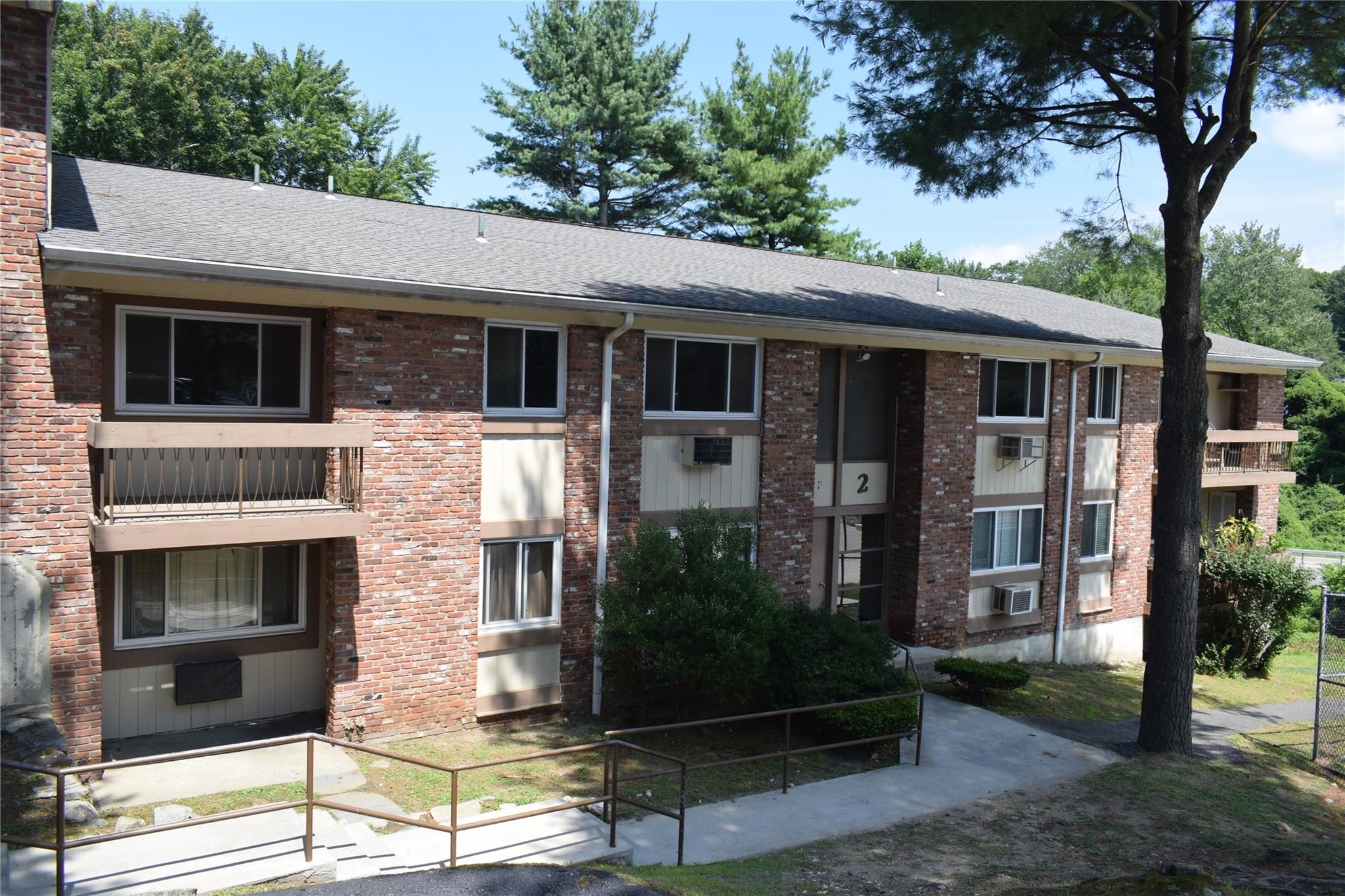 Peekskill, New York 10566, United States, 1 Bedroom Bedrooms, ,1 BathroomBathrooms,Residential,Active,181154