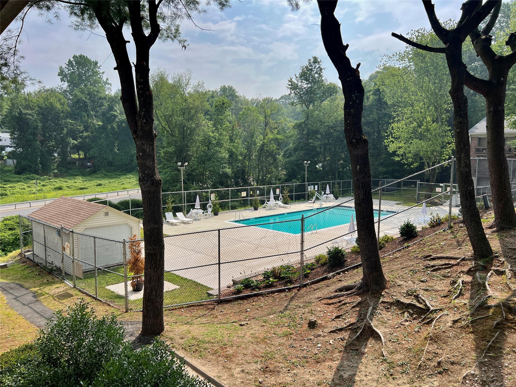 Peekskill, New York 10566, United States, 1 Bedroom Bedrooms, ,1 BathroomBathrooms,Residential,Active,181154