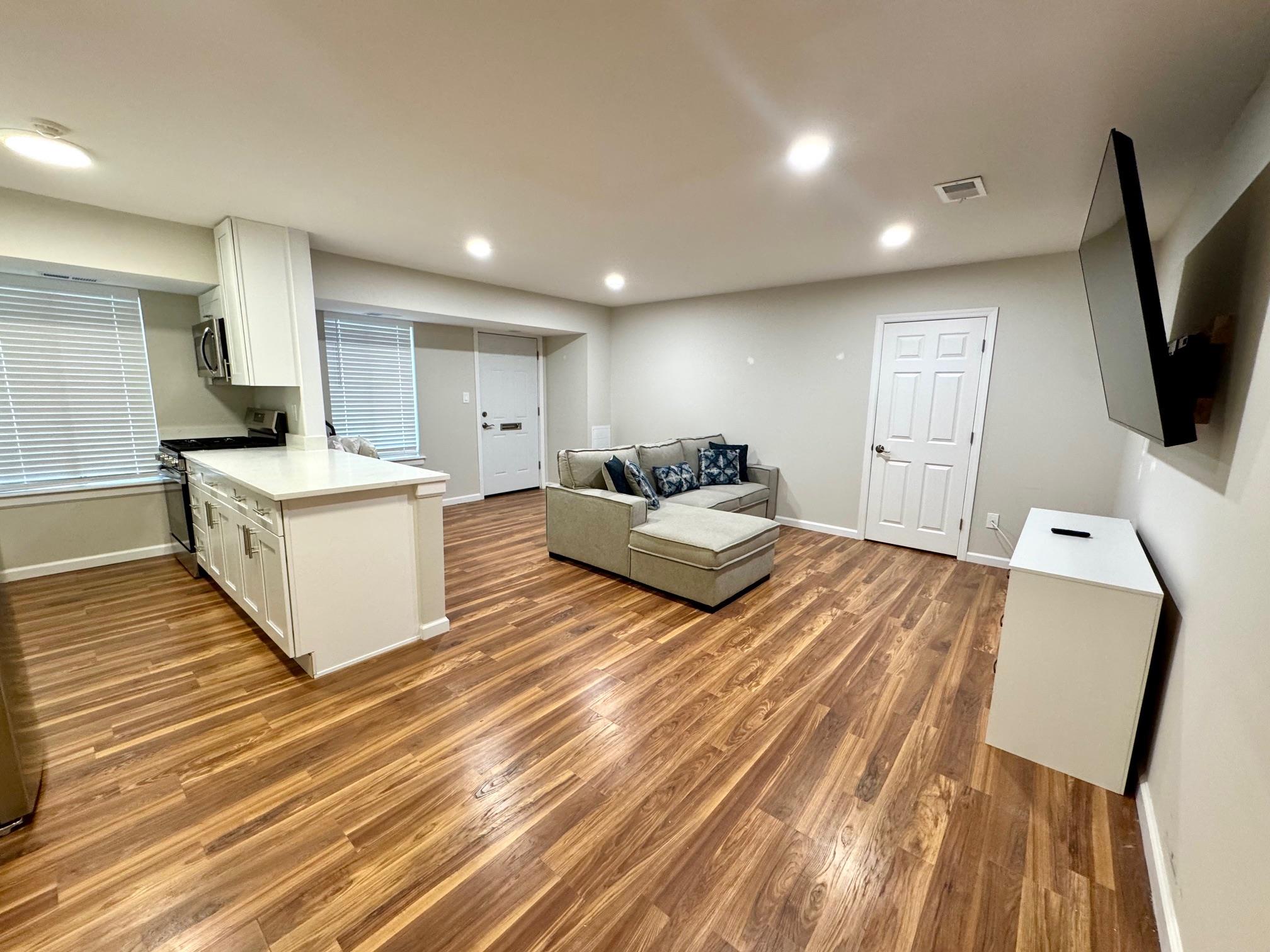 17 Cheyenne Court #C17, Coram, New York image 4