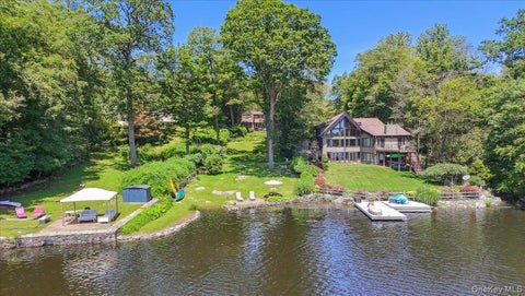 Homes For Sale - 342 Lake Shore Road<br/> Putnam Valley, NY 10579