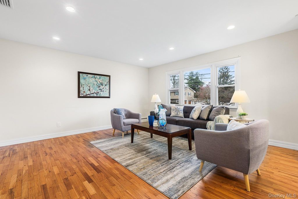 Photo of 31 Bluebird Drive, Congers, NY 10920 (MLS # 974202)