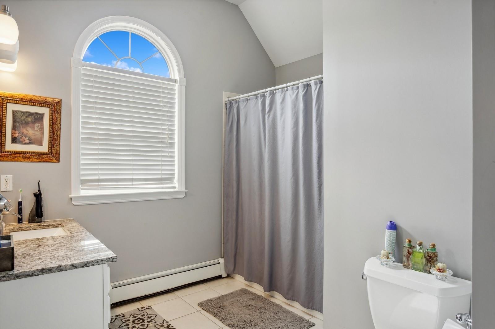 55 Jackson Avenue, Sound Beach, New York image 34