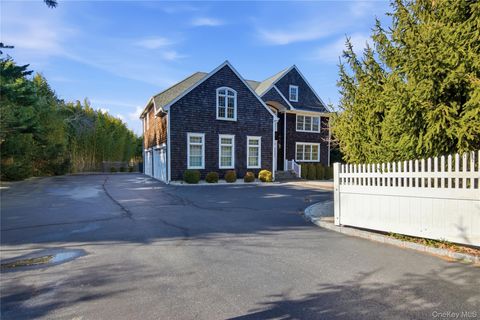Apartment For Sale - 69 Old Depot Road<br/> Quogue, NY 11959