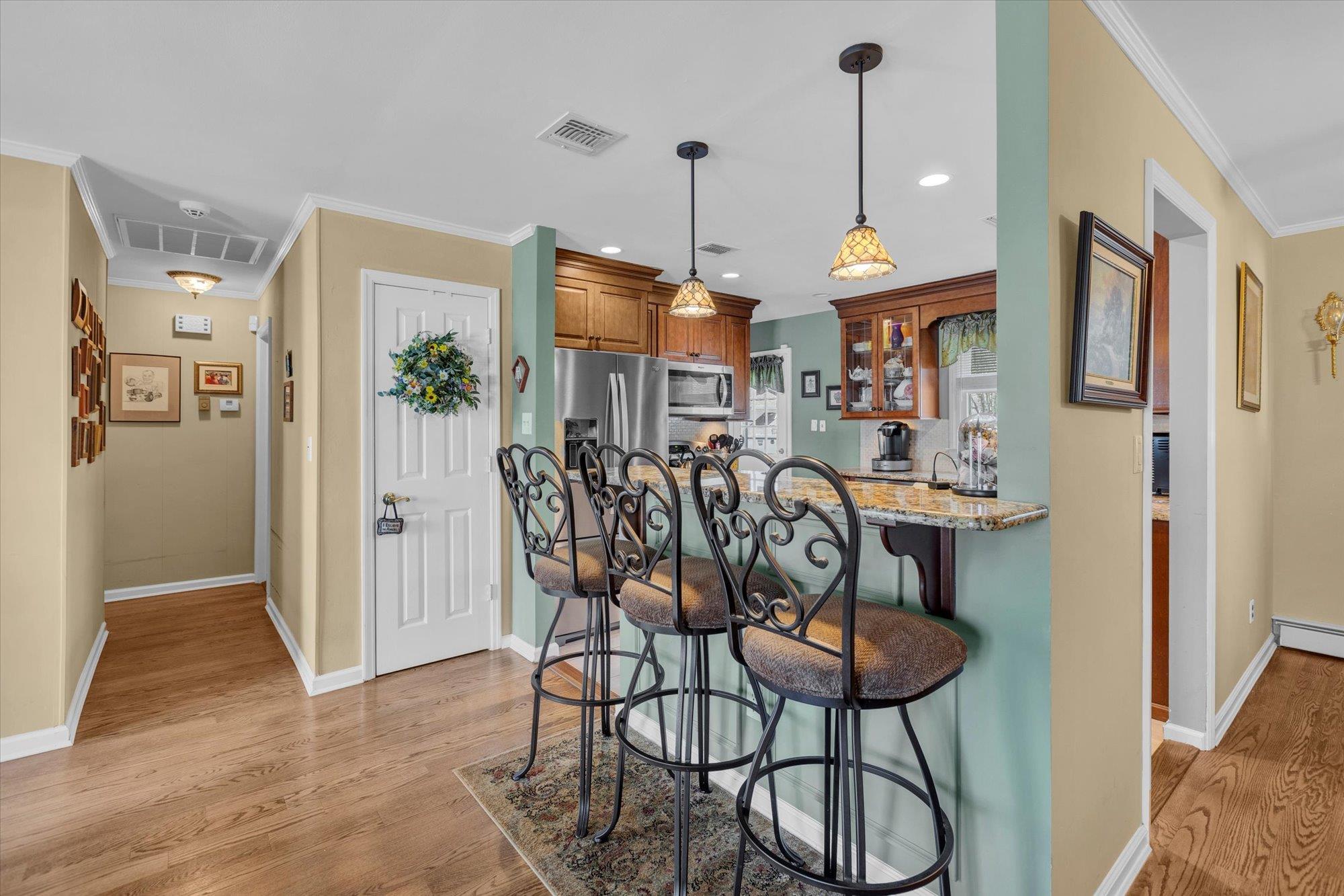 31 Birch Avenue, Huntington, New York image 6