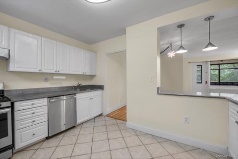 Homes For Sale - 4705 Henry Hudson Parkway #1J<br/> Bronx, NY 10471