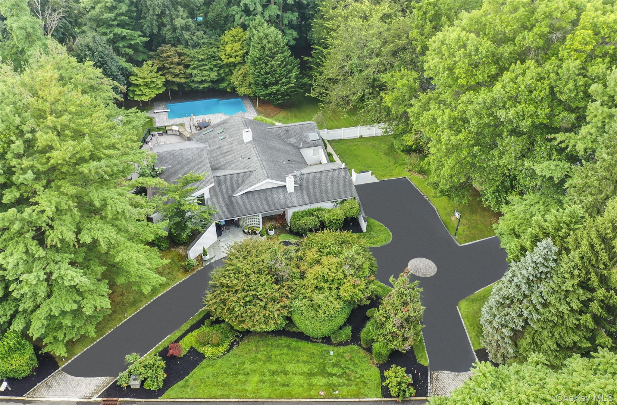 2 Bristol Drive