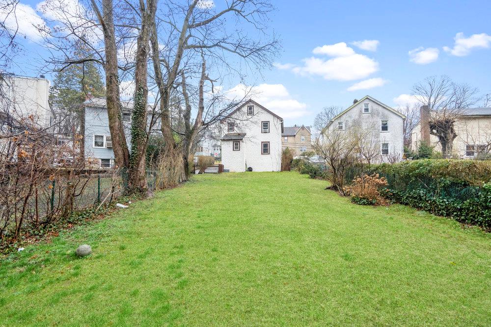 43 Van Nostrand Avenue, Great Neck, New York image 22