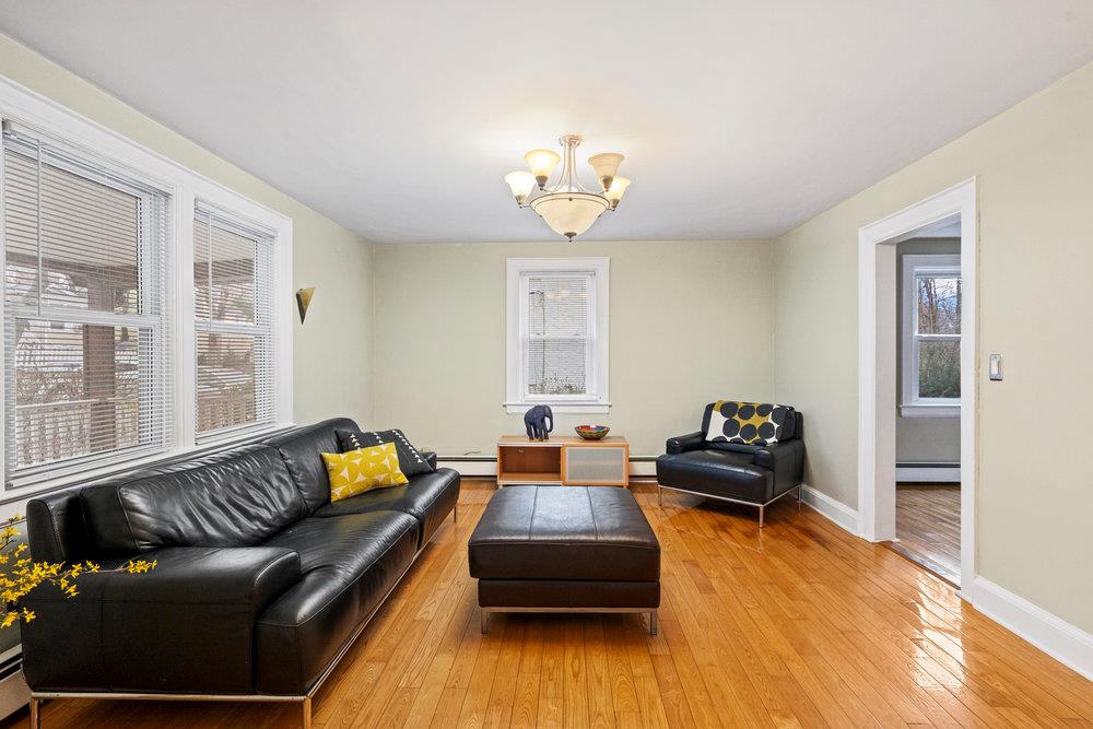 43 Van Nostrand Avenue, Great Neck, New York image 7