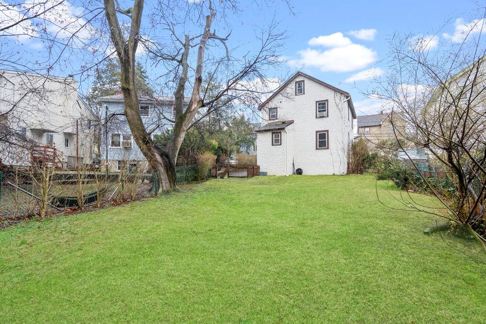 43 Van Nostrand Avenue, Great Neck, New York image 23