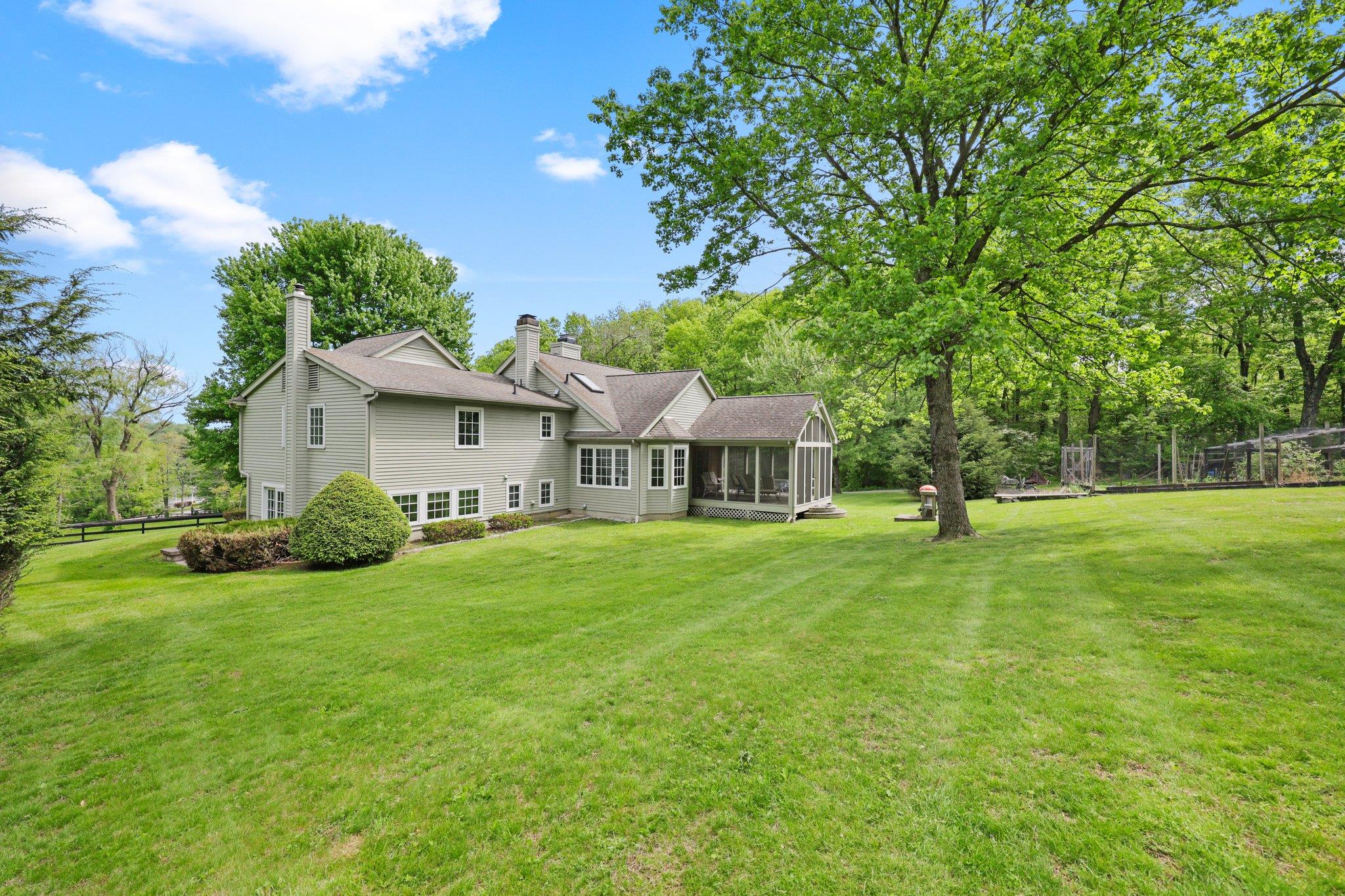 11 Larchmont Drive, Hopewell Junction, New York image 48