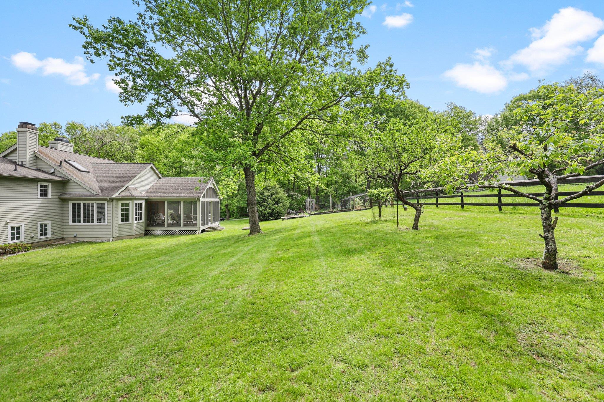 11 Larchmont Drive, Hopewell Junction, New York image 49