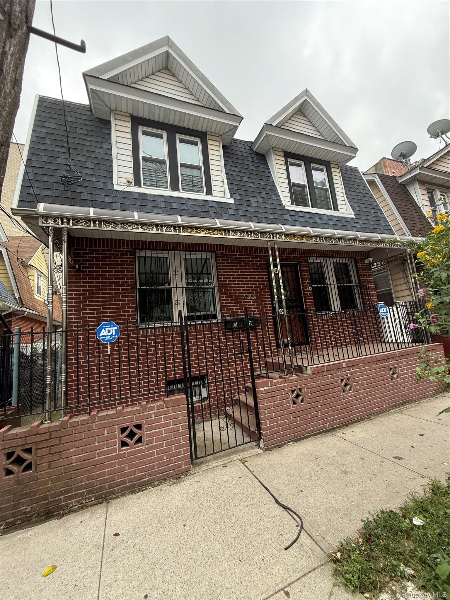 173-24 89th Avenue - Photo 3