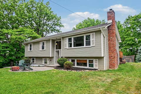 Homes For Sale - 101 Dutch Street<br/> Montrose, NY 10548