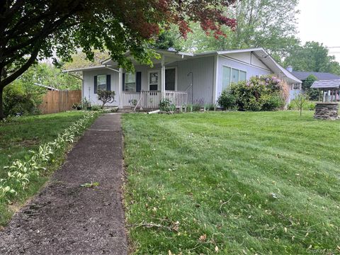Homes For Sale - 12 Briarwood Crescent Cres<br/> Newburgh, NY 12550