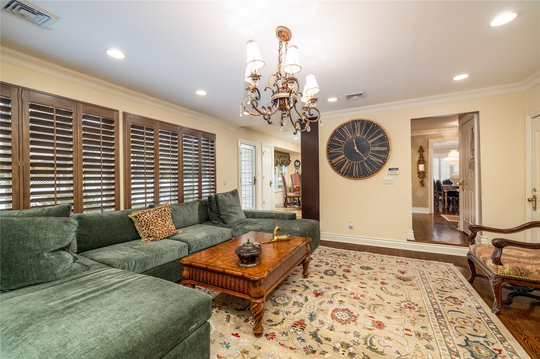 559 Hempstead Avenue, Rockville Centre, New York image 12