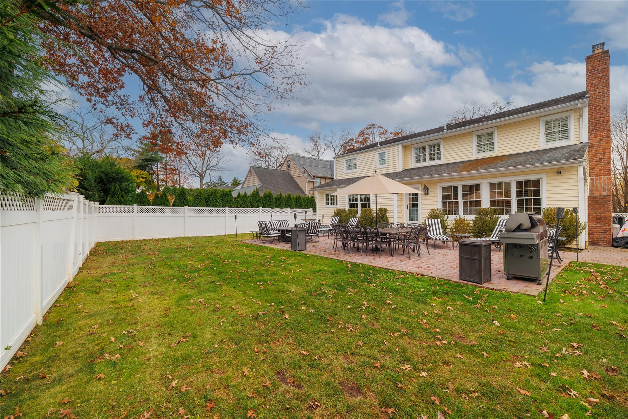 559 Hempstead Avenue, Rockville Centre, New York image 23