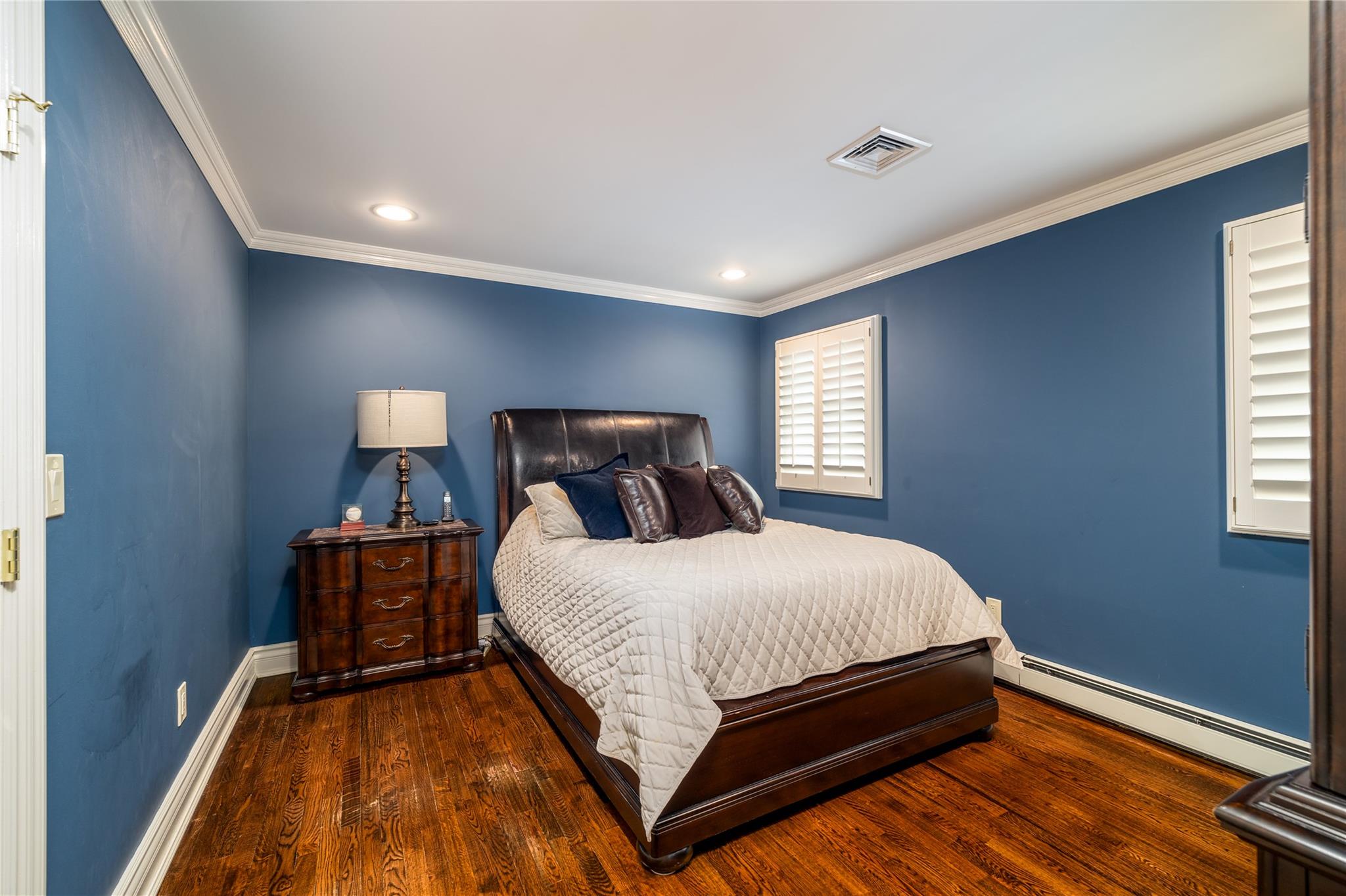 559 Hempstead Avenue, Rockville Centre, New York image 20