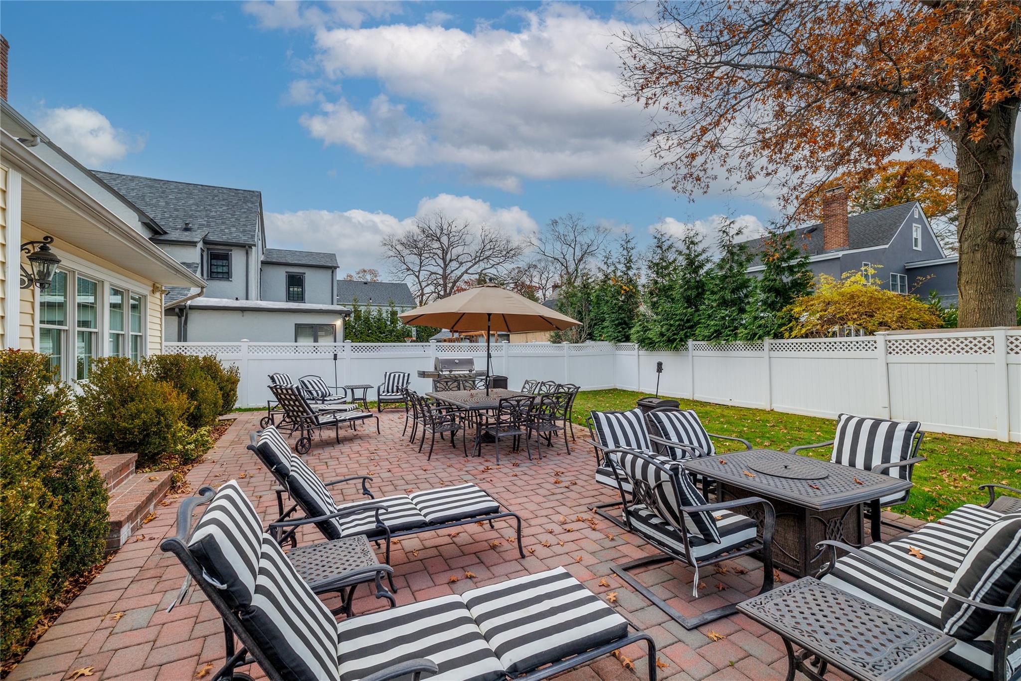 559 Hempstead Avenue, Rockville Centre, New York image 26