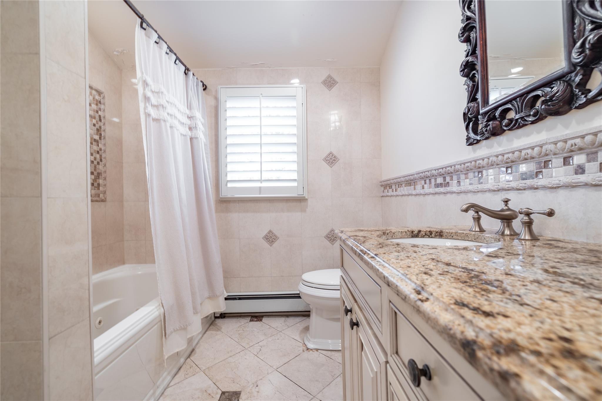 559 Hempstead Avenue, Rockville Centre, New York image 22