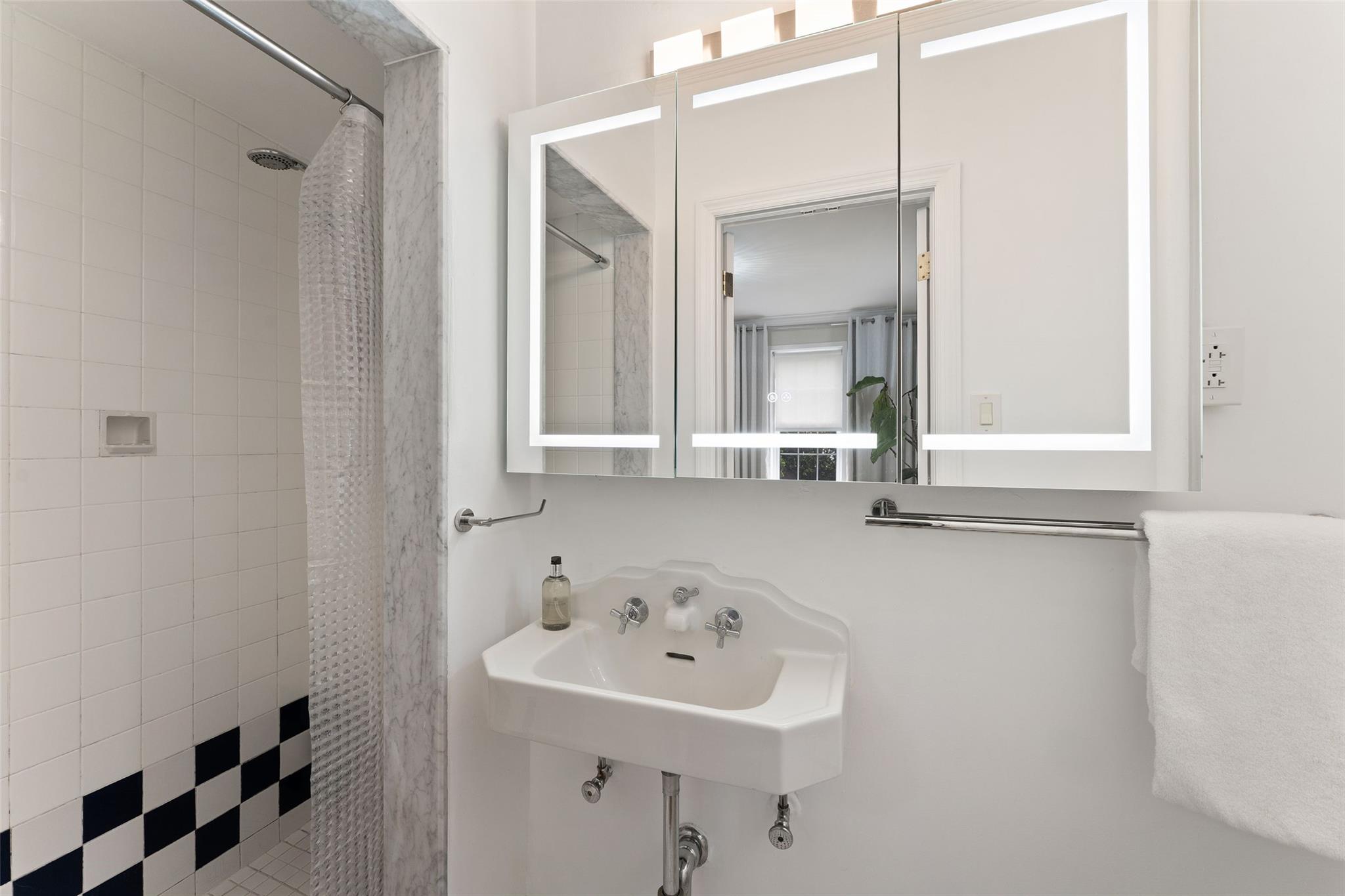 9 Midland Gardens #1D, Bronxville, New York image 11