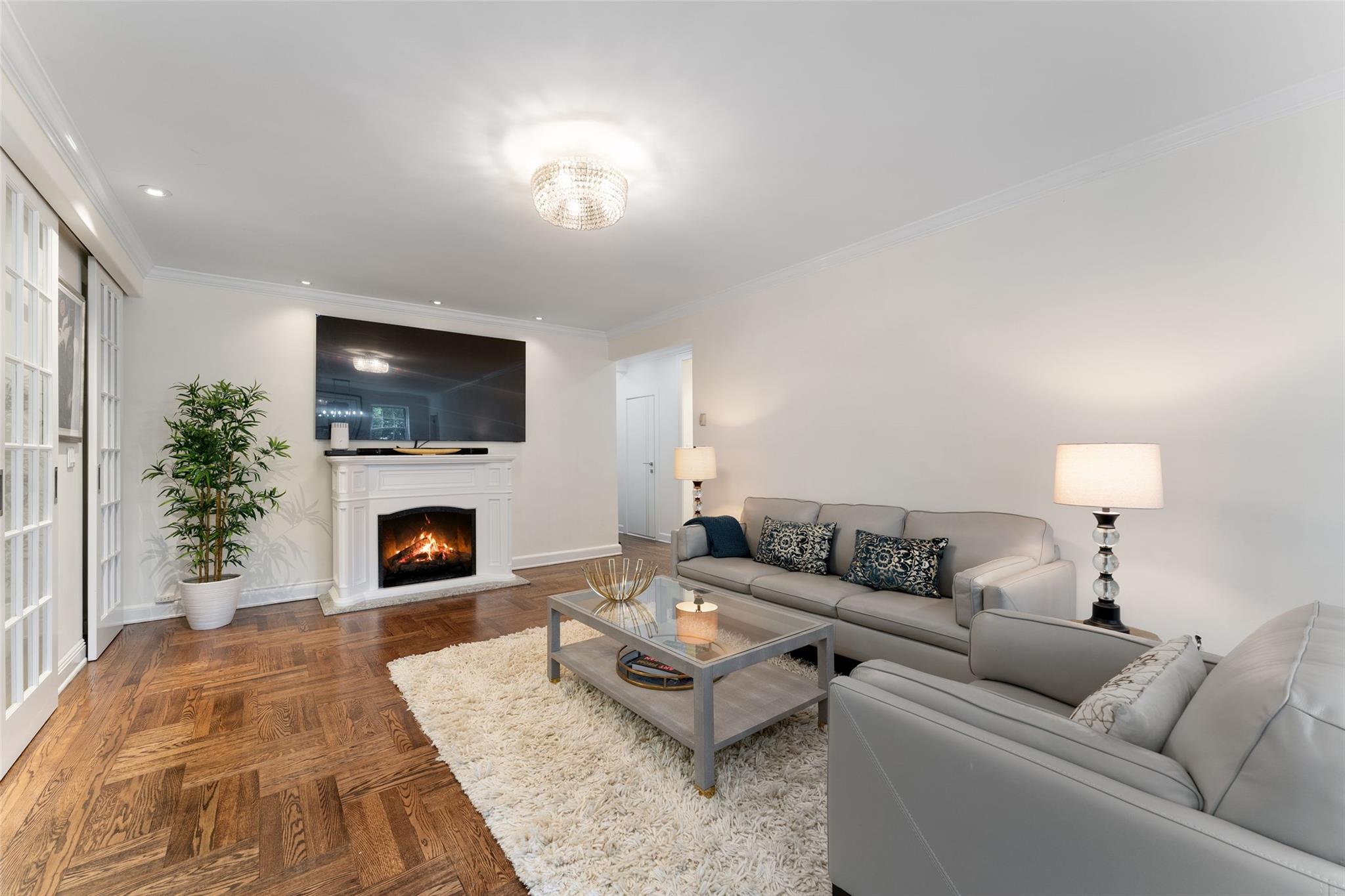 9 Midland Gardens #1D, Bronxville, New York image 4