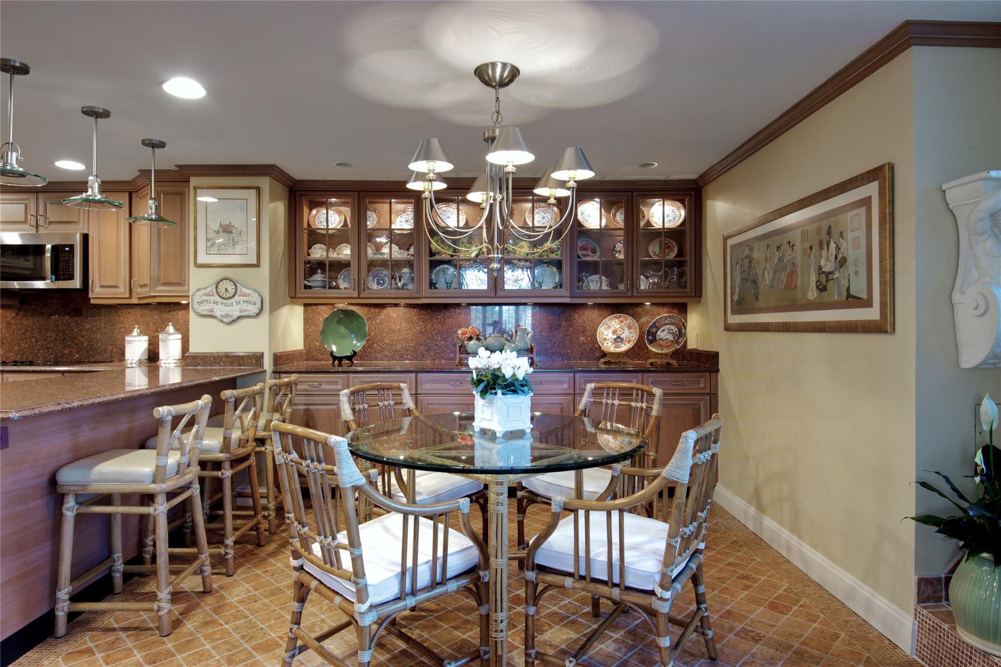 111 Cherry Valley Avenue #PH3, Garden City, New York image 14