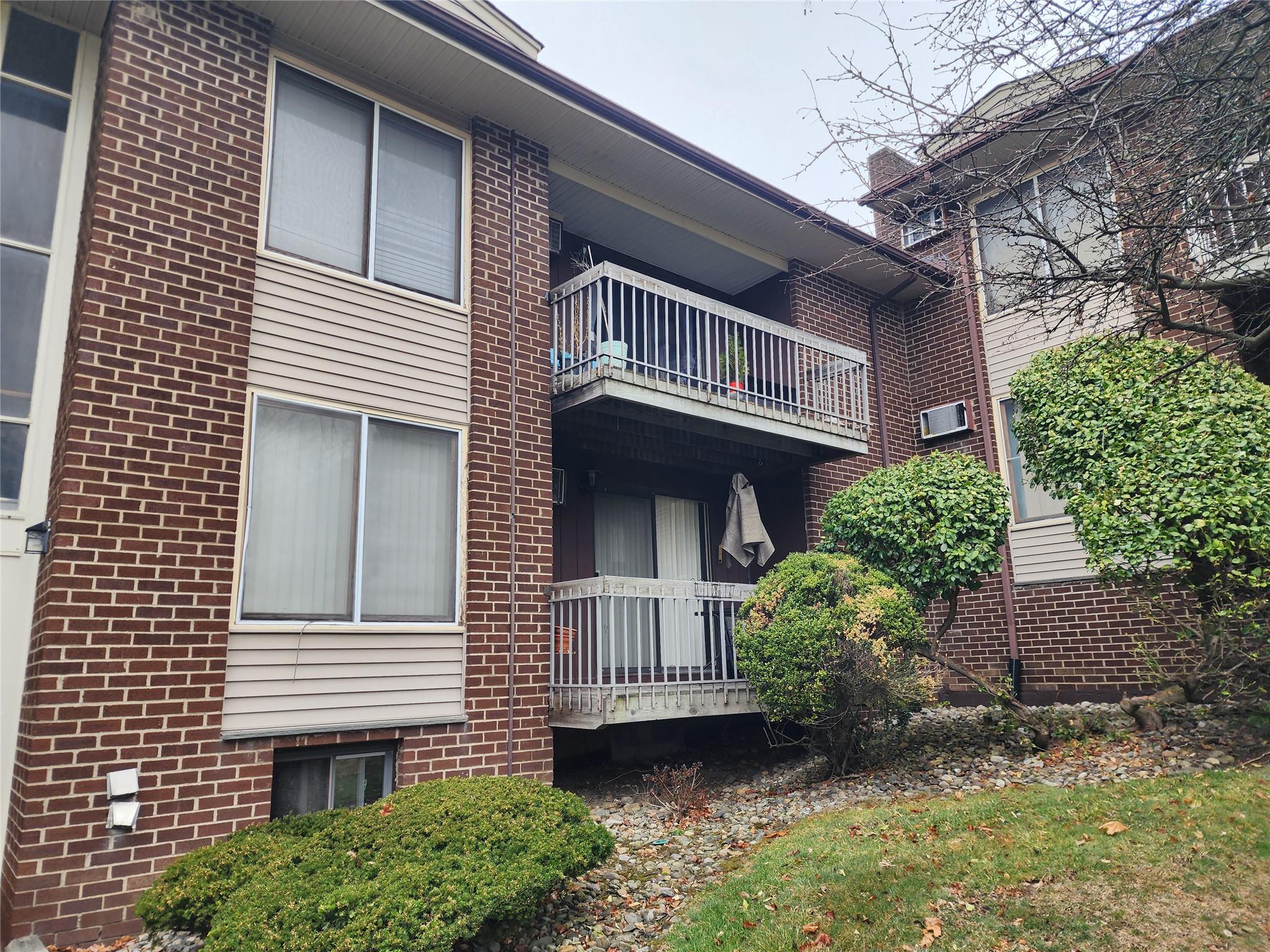 50 Country Club Lane Ln, Pomona, New York image 2