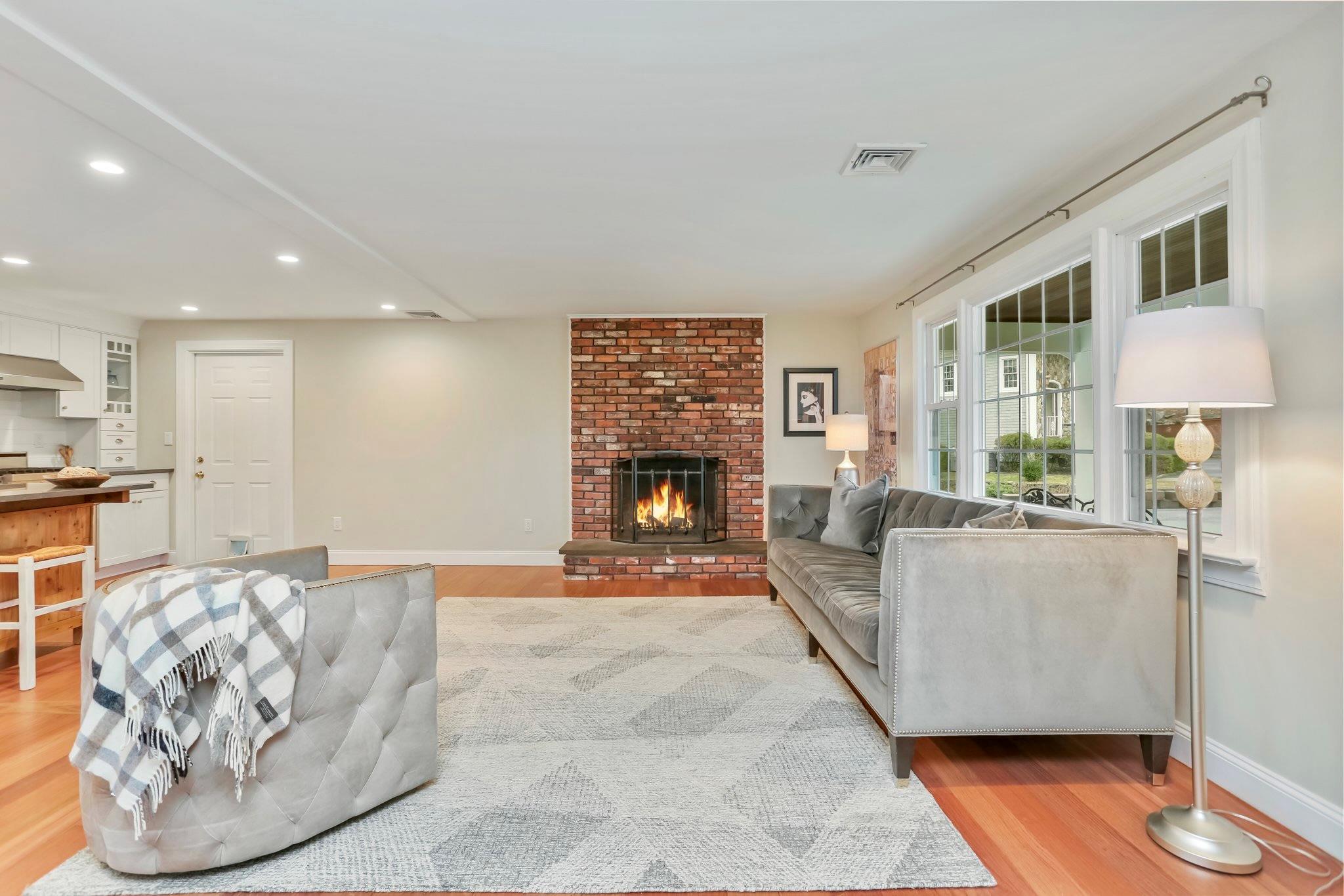 28 Curt Terrace, Greenwich, Connecticut image 8
