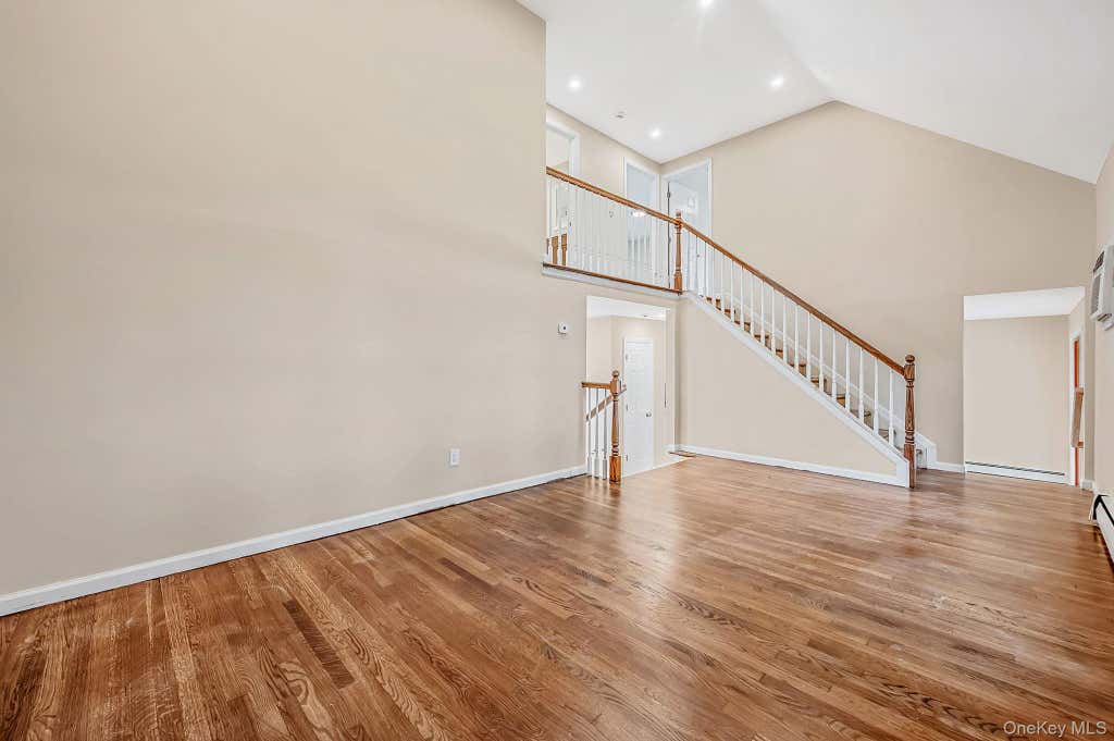 Photo of 532 French Avenue, North Babylon, NY 11703 (MLS # 1033104)
