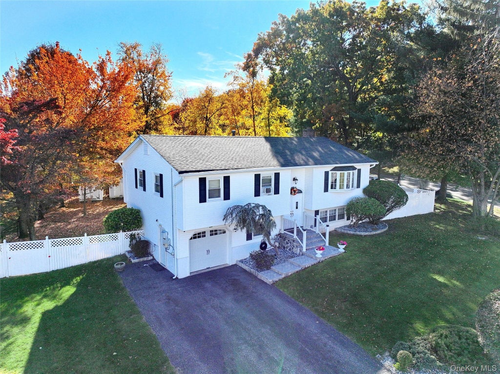 Photo of 35 Southpark Drive, Garnerville, NY 10923 (MLS # 1066910)