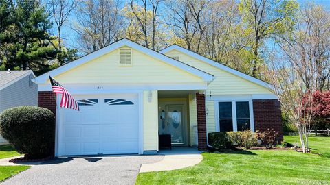 Photo of 541 Stratford Lane, Ridge, NY 11961 (MLS # 994635)