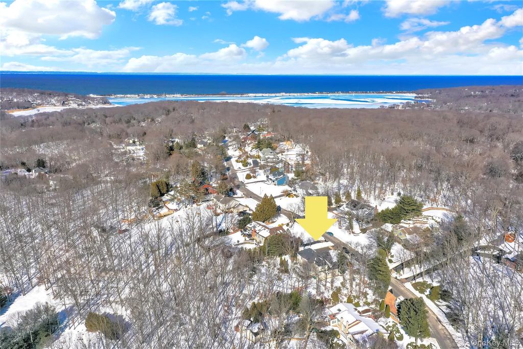 Photo of 5 Frost Valley Road, Mount Sinai, NY 11766 (MLS # 962258)