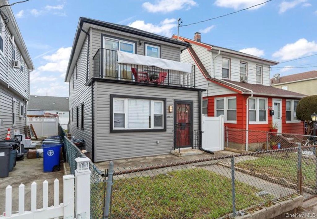 Photo of 136-18 221st Street, Laurelton, NY 11413 (MLS # 949498)