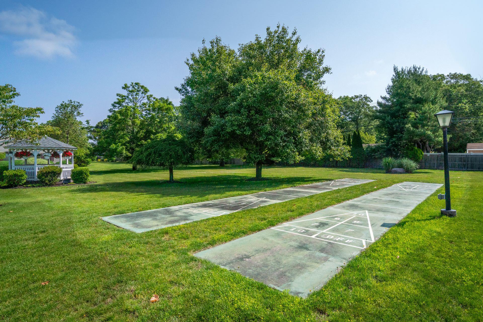 191 Knolls Drive, Stony Brook, New York image 38