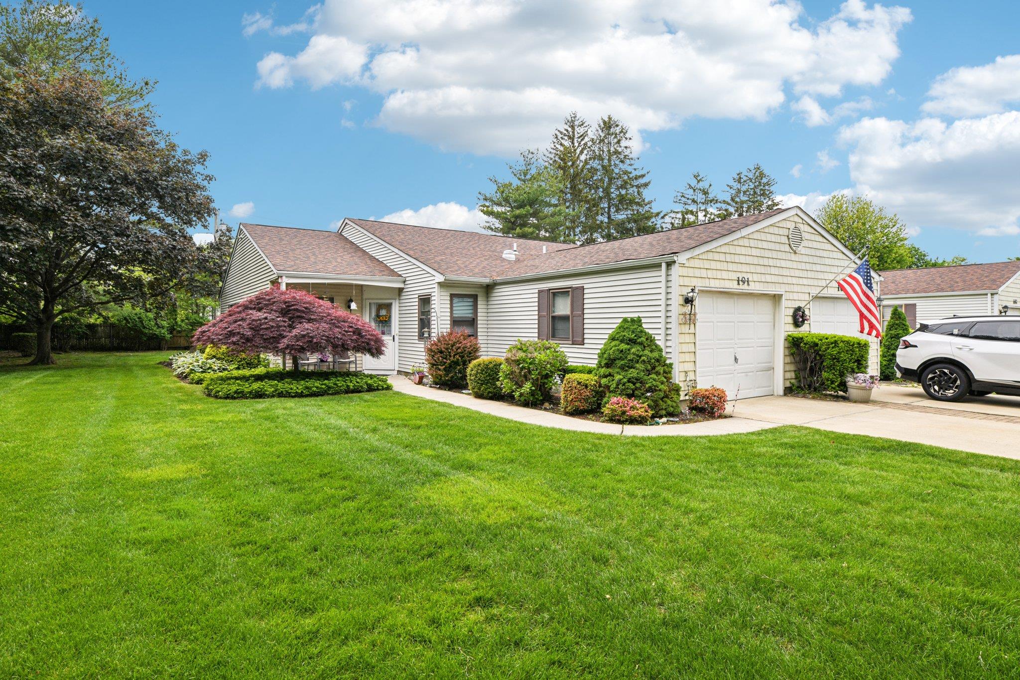 191 Knolls Drive, Stony Brook, New York image 3