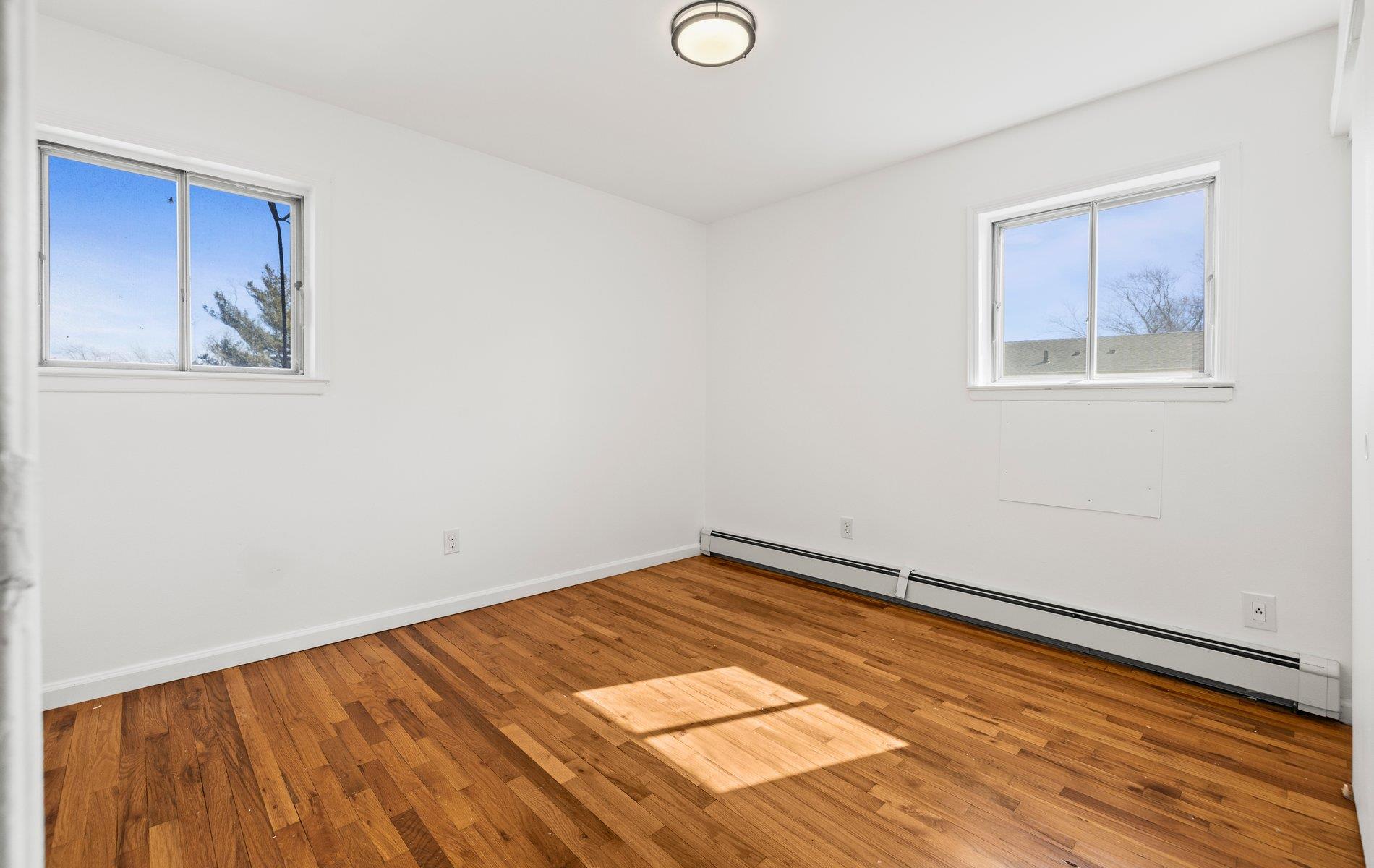 26 N Trescott Street, Dix Hills, New York image 6