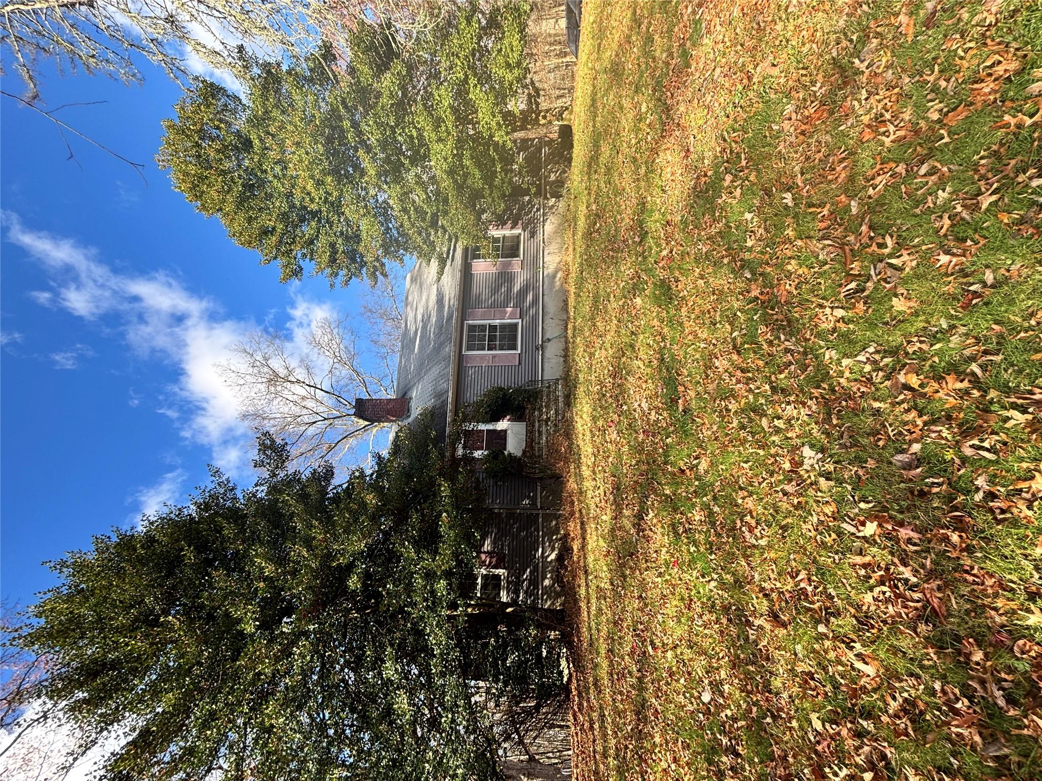 14 Forest Glen Road, New Paltz, New York image 1