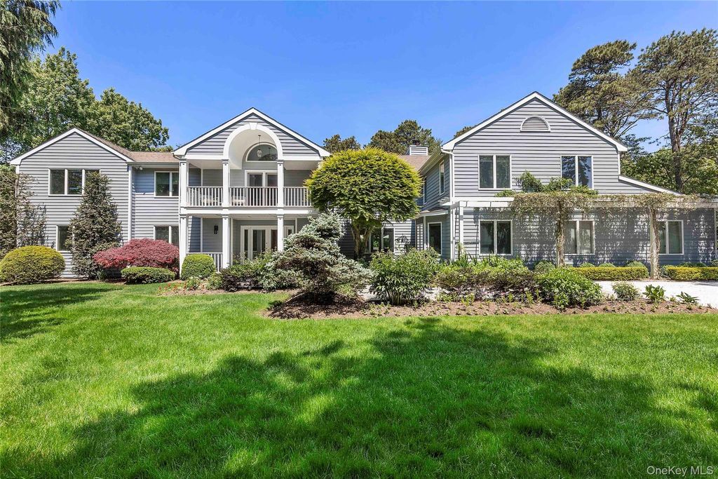 Photo of 3 Acorn Path, Quogue, NY 11959 (MLS # 984916)