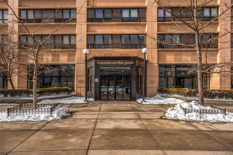 300 Cathedral Parkway 5K New York (Manhattan) NY 10026